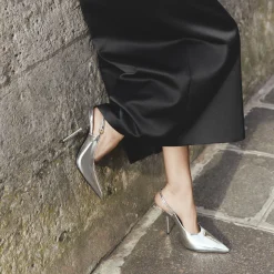 Larroudé X Altuzarra Pump In Silver Specchio
