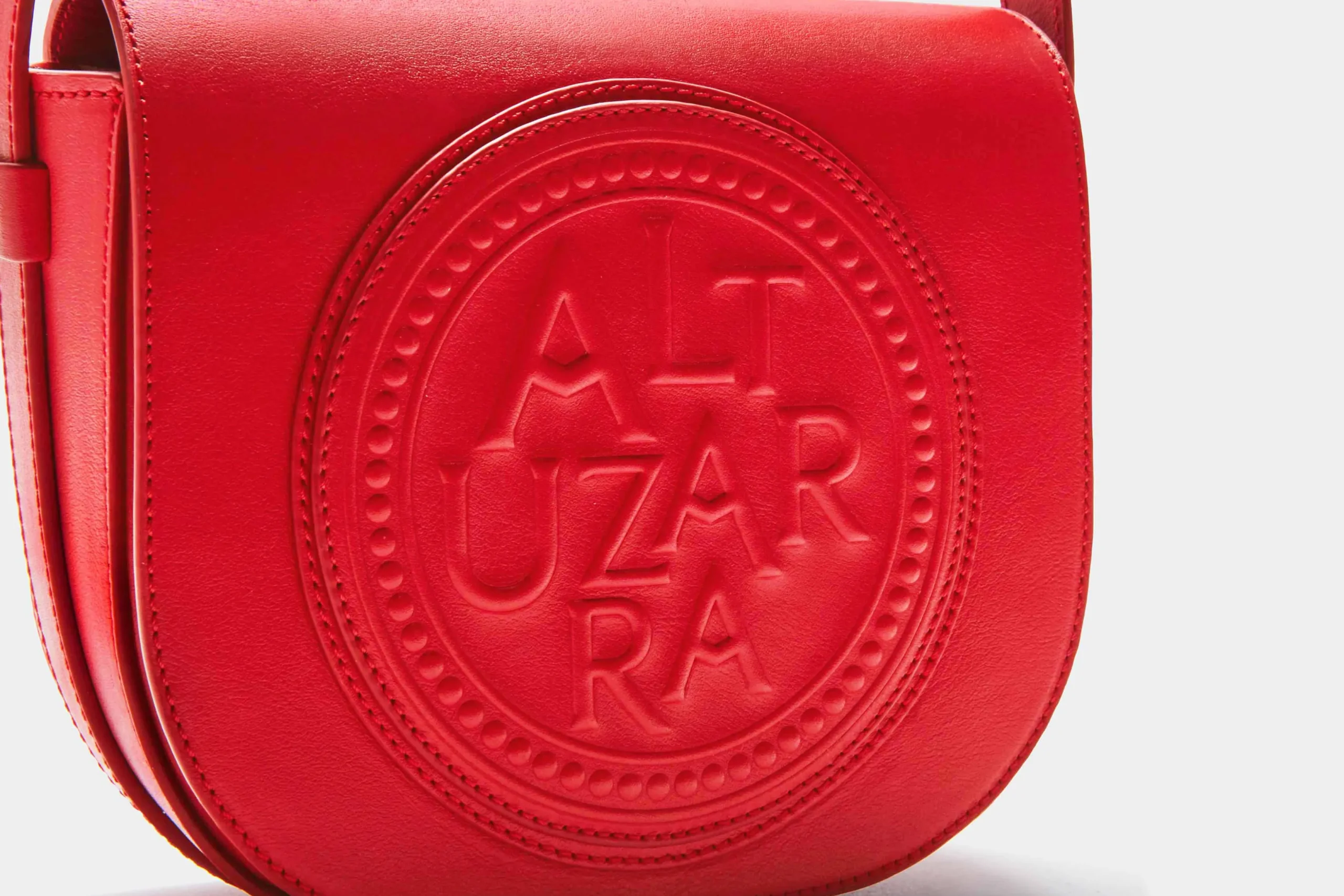 'Medallion' Saddle Bag