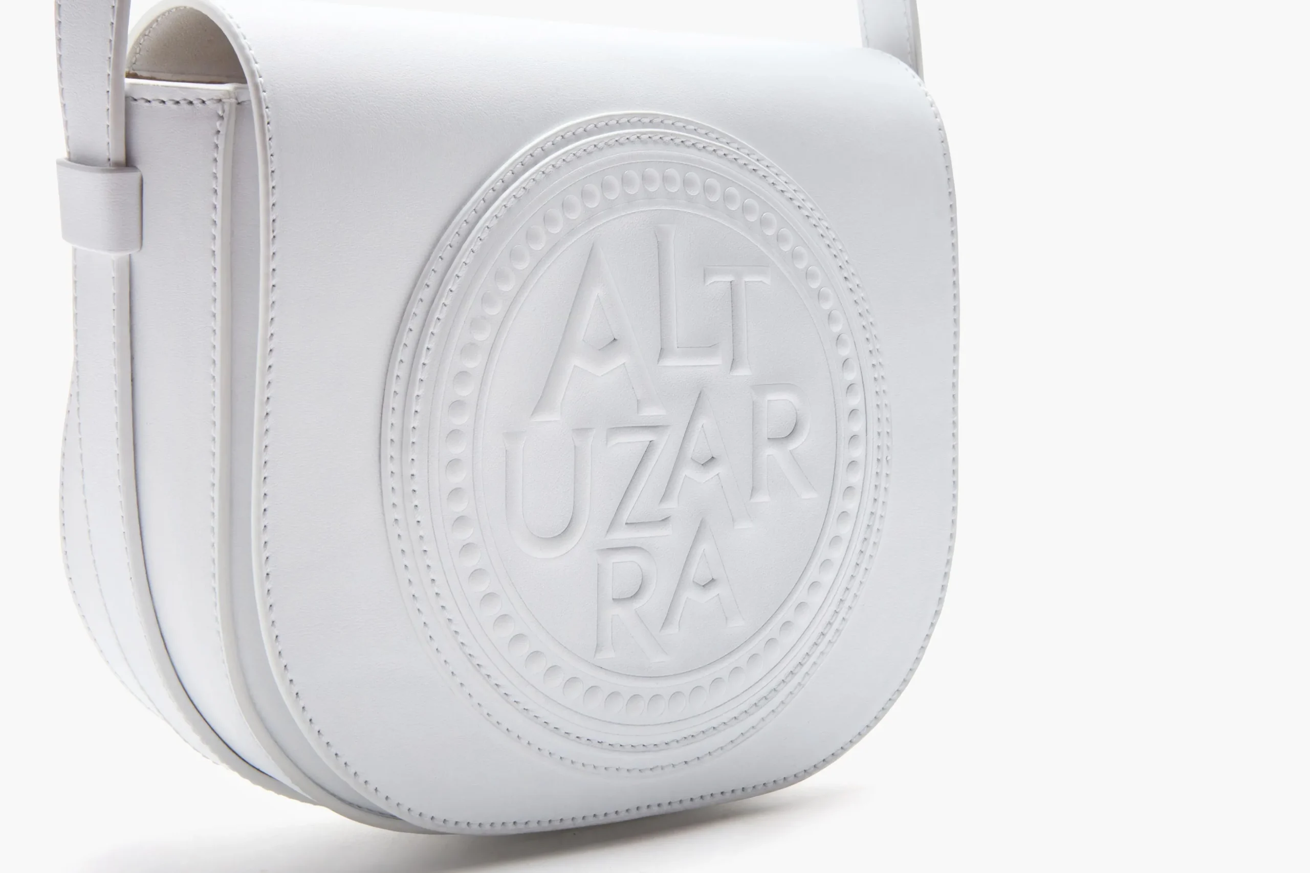 'Medallion Saddle' Bag